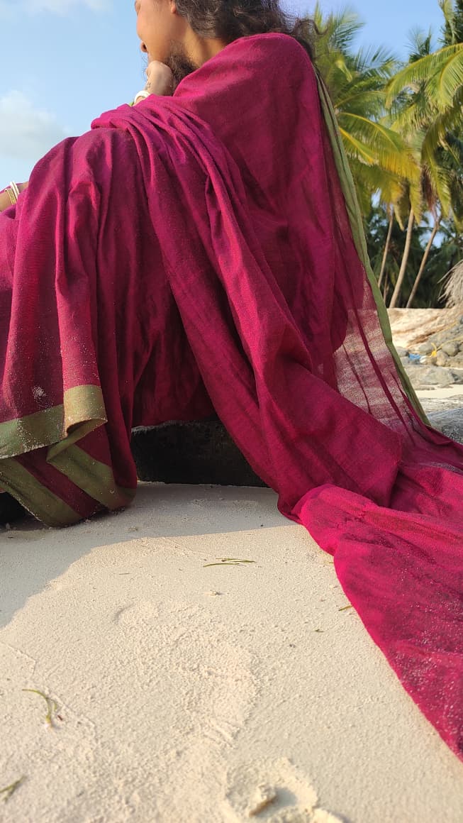 Handloom cotton saree: Khadi than: Purple and green