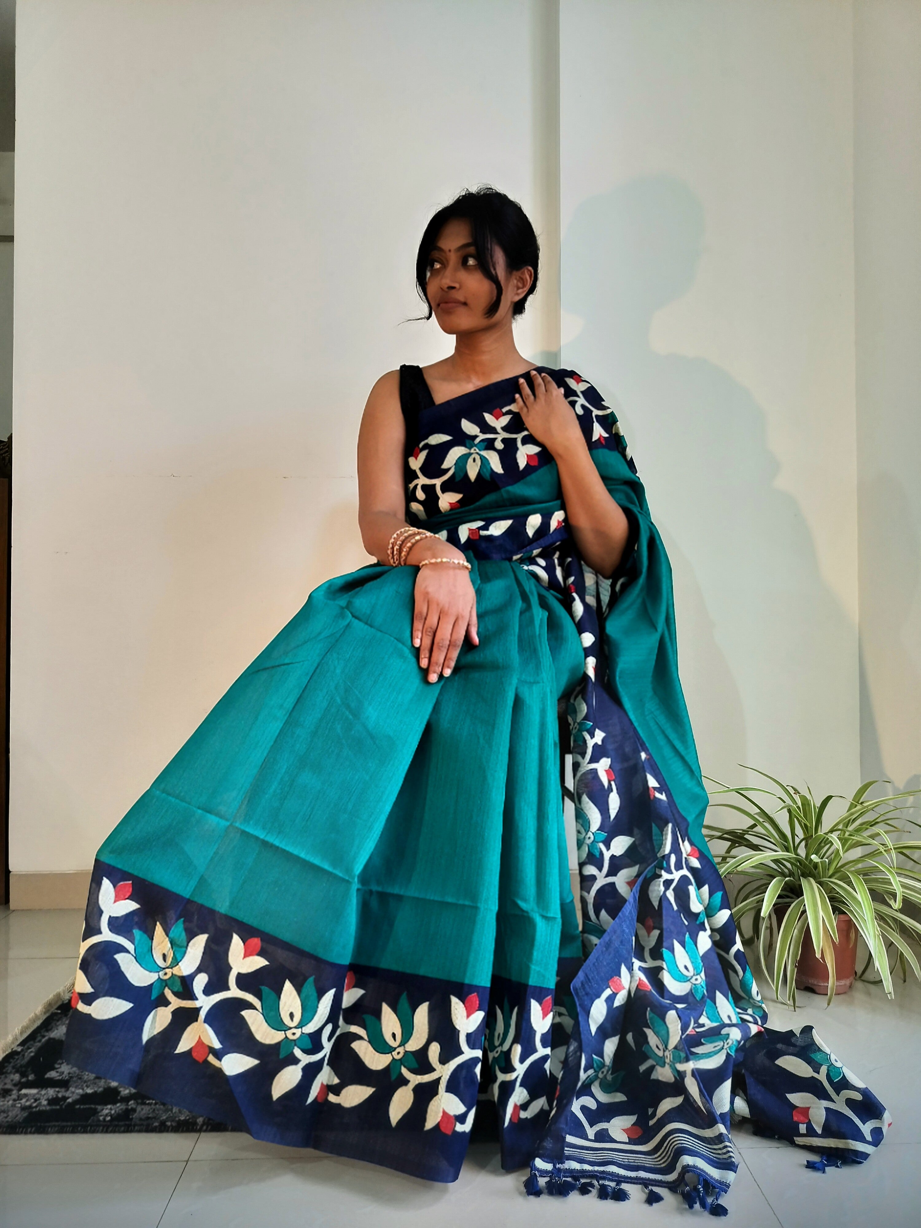Handloom Matka: Dark green and Navy blue