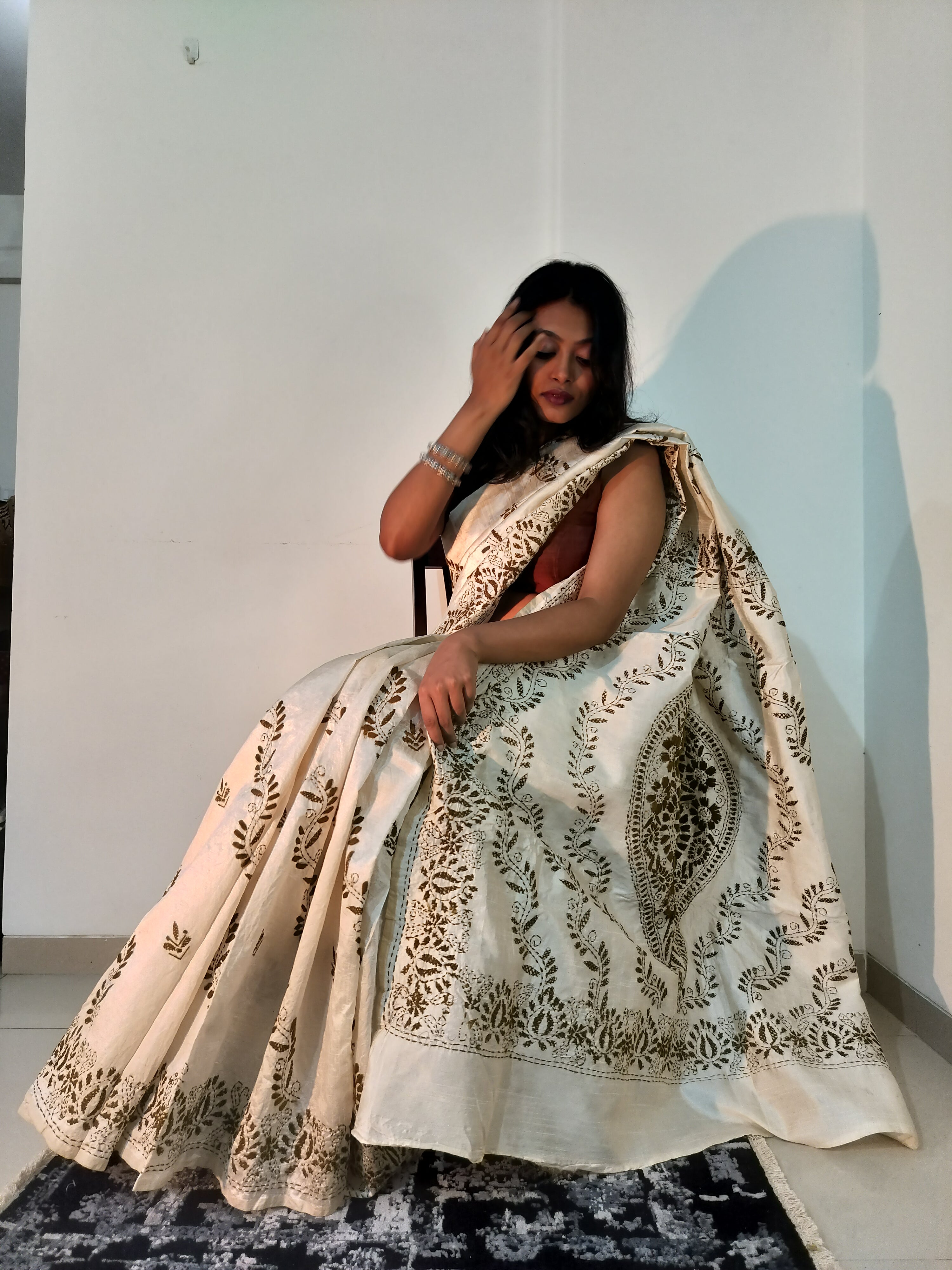 Kantha Stitch: Beige with brown embroidery