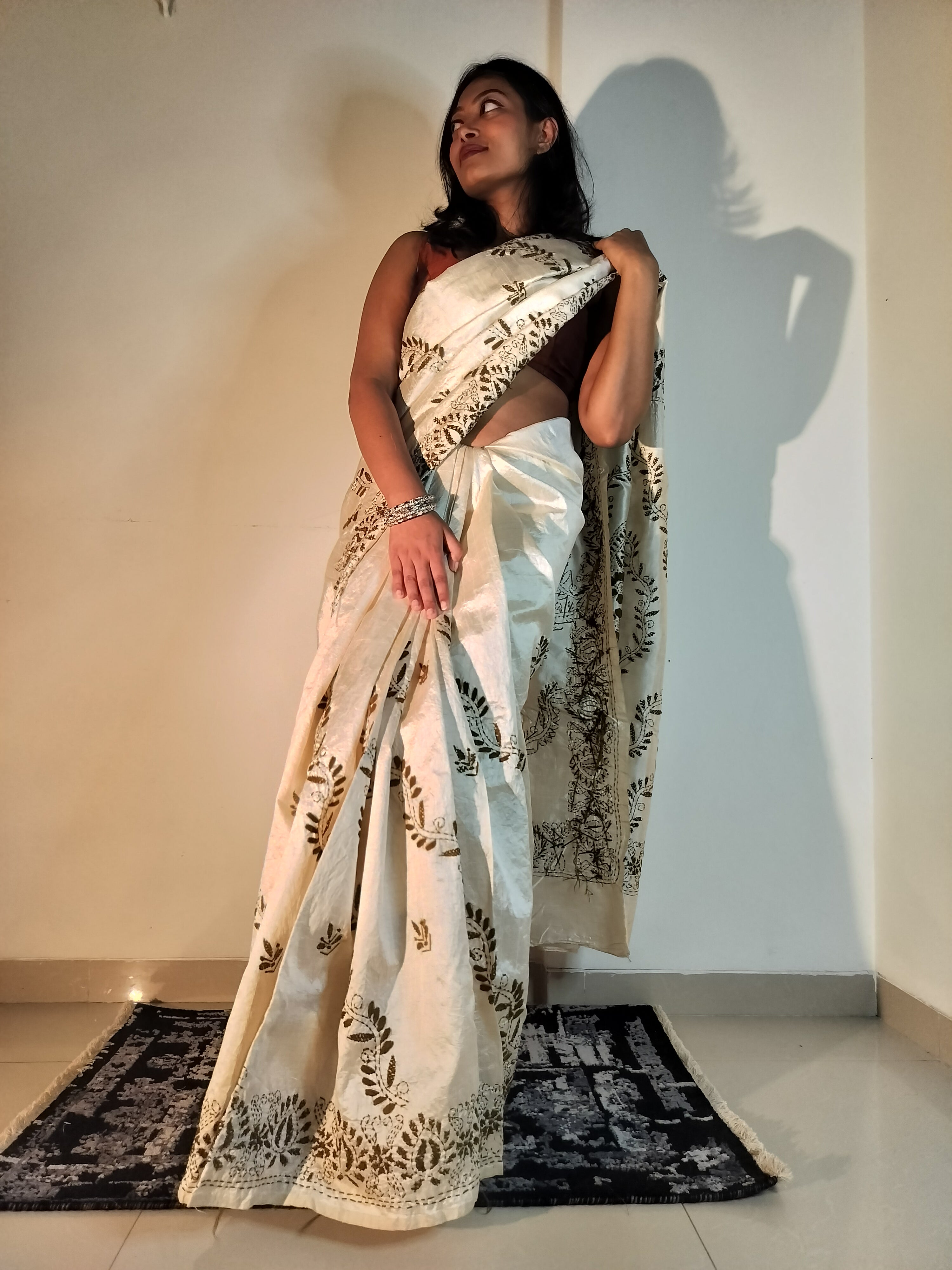 Kantha Stitch: Beige with brown embroidery