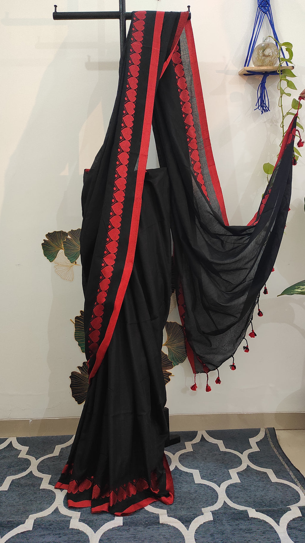 Khesh cotton Pan border: Black and red