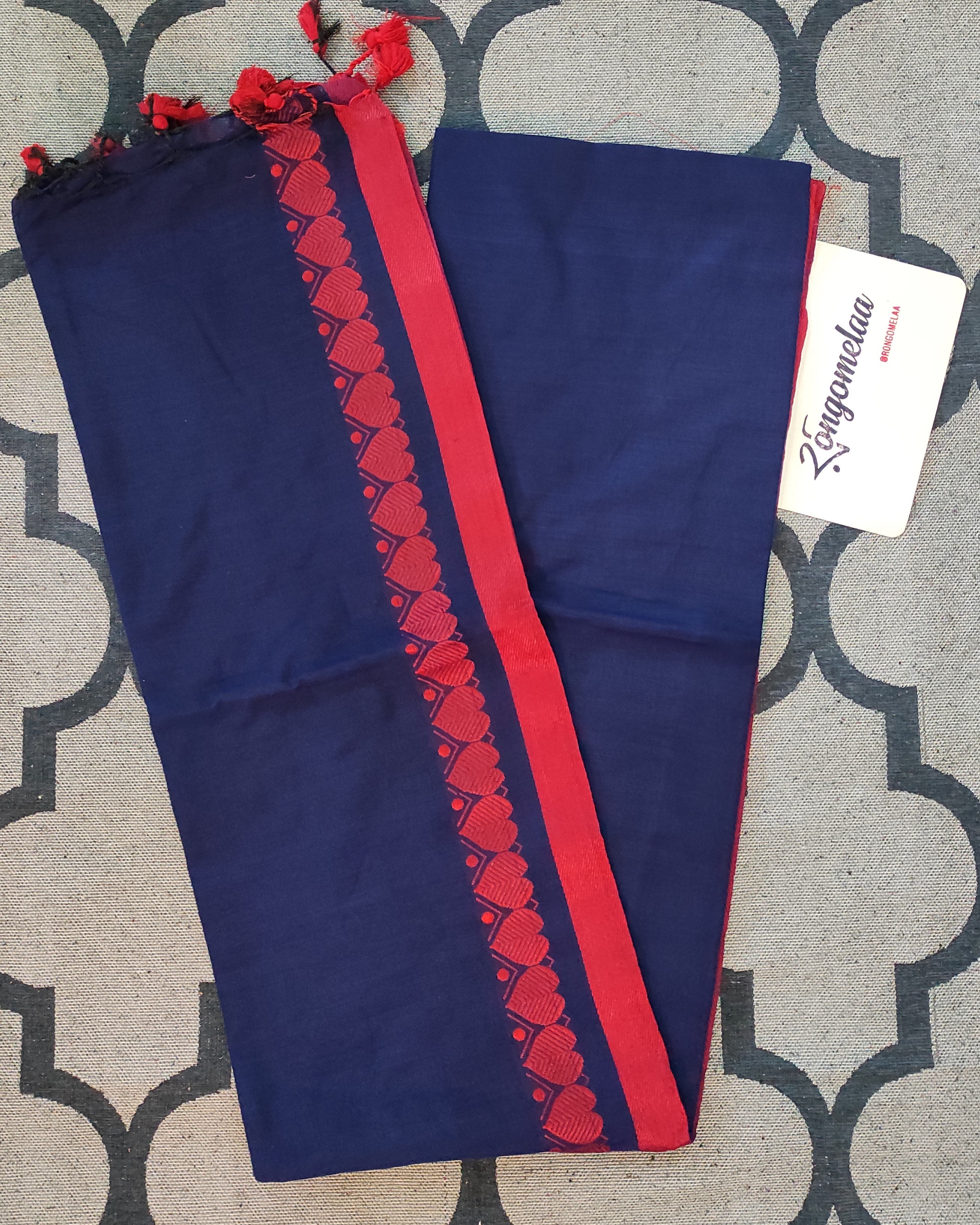Khesh cotton Pan border: Blue and red