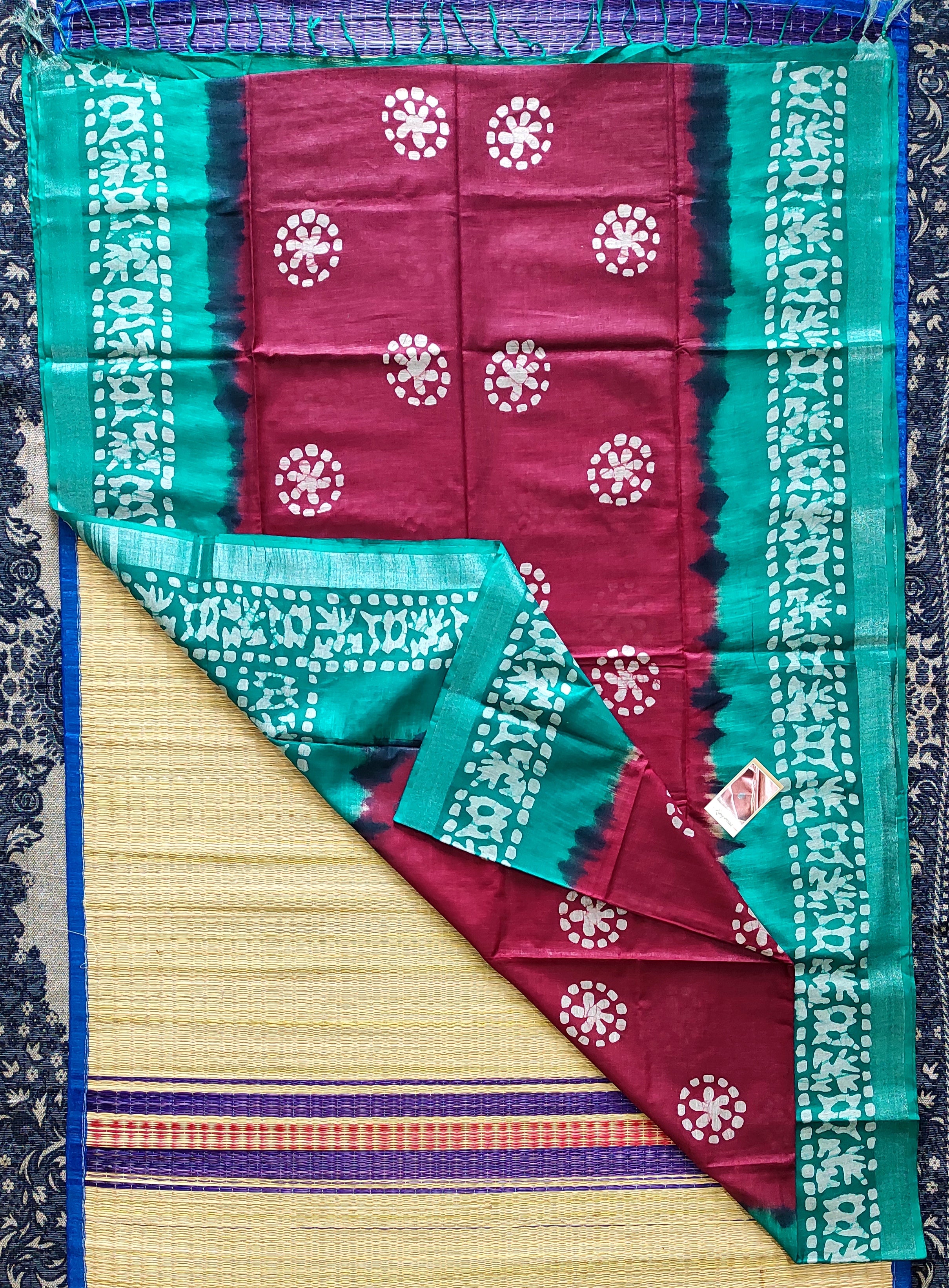 Linen Batik: Red and Green