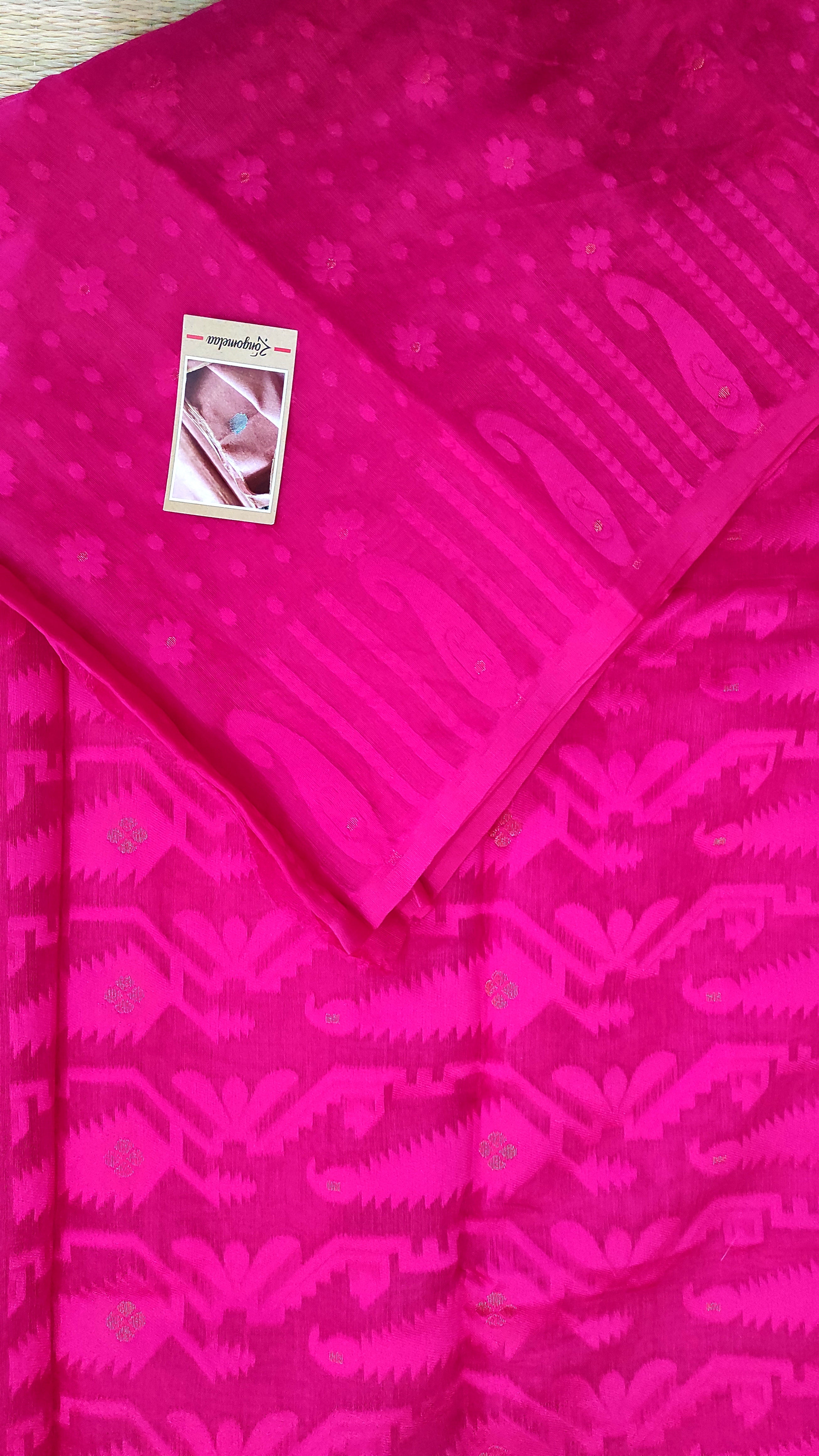 Dhakai Jamdani: Pink