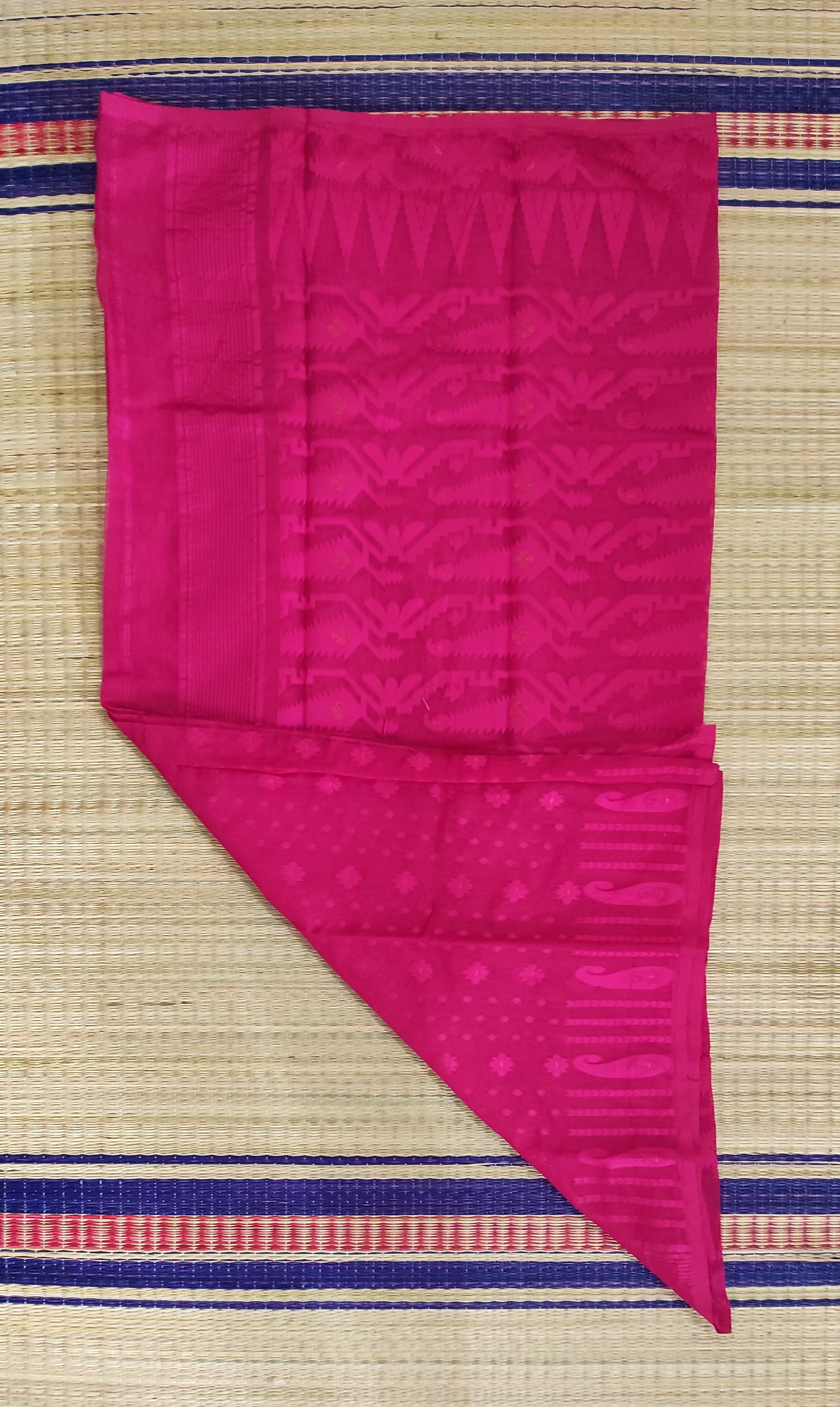 Dhakai Jamdani: Pink