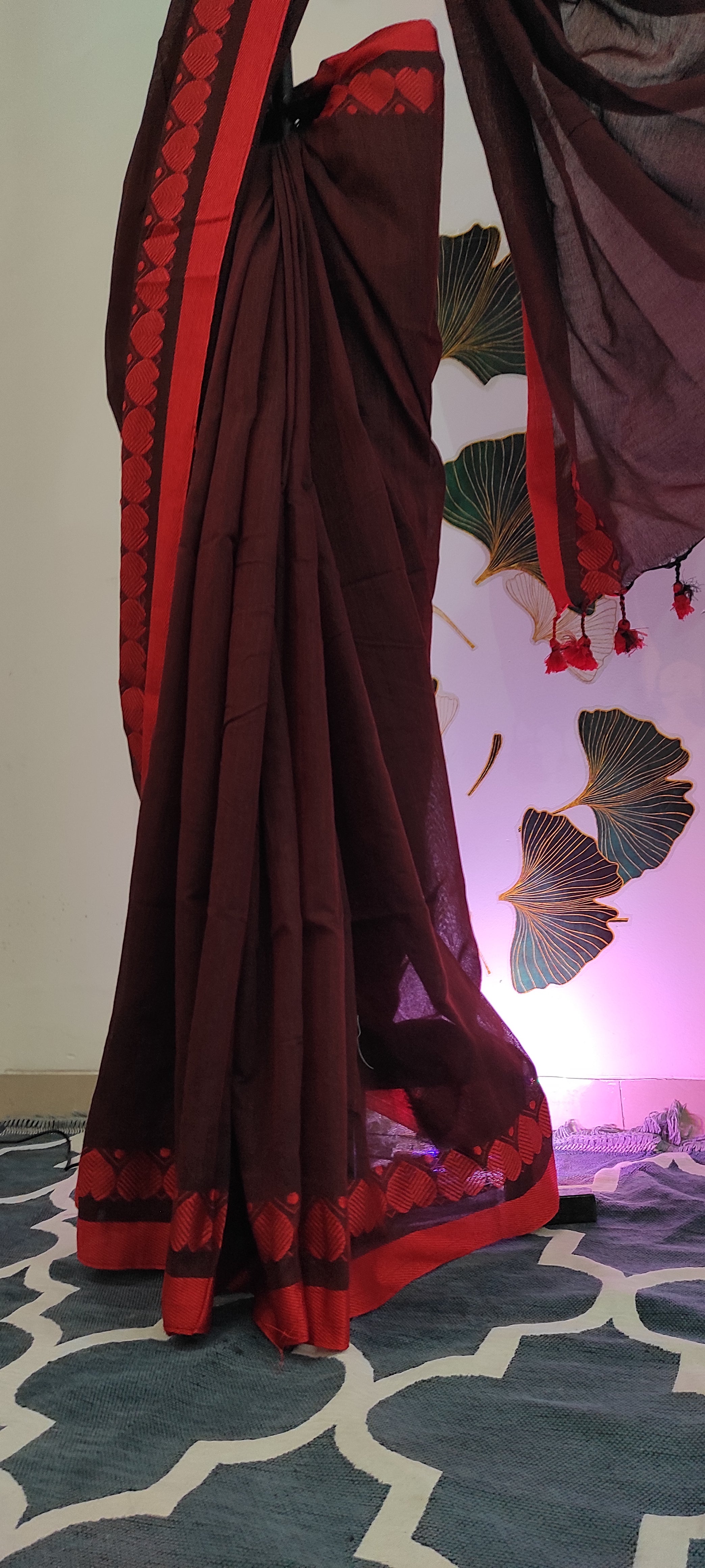 Khesh cotton Pan border: Maroon and red