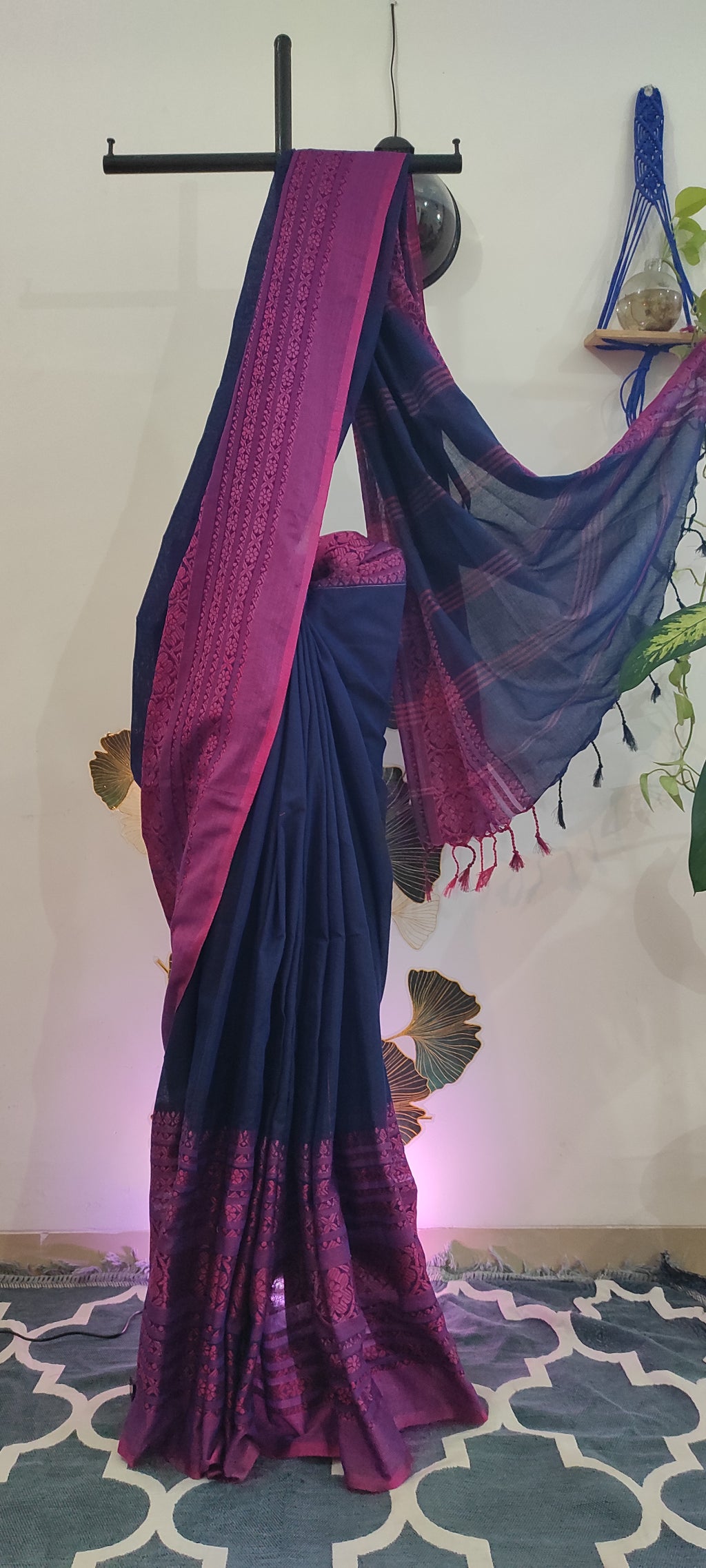 Begampuri Cotton handloom saree: Blue and pink