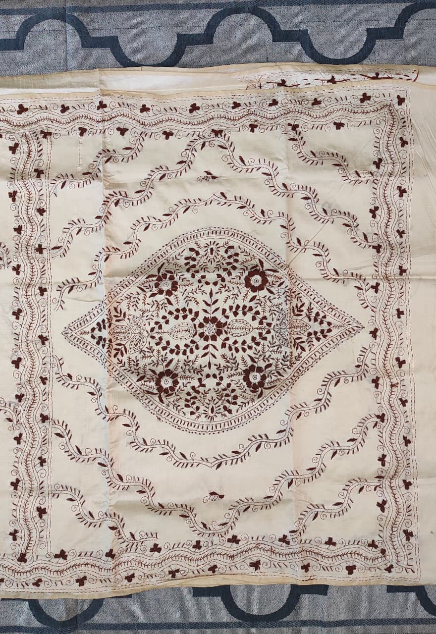 Kantha Stitch: Beige with brown embroidery