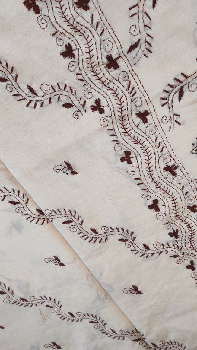 Kantha Stitch: Beige with brown embroidery
